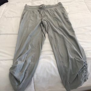 Lululemon Dance Studio Crop